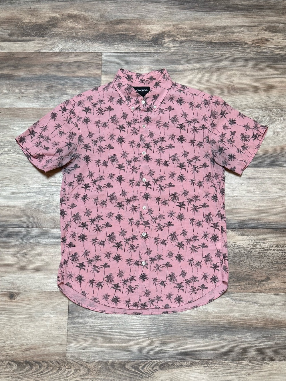 Bonobos Riviera Short Sleeve Button Up Shirt Men’s Medium Slim Fit Pink Palm